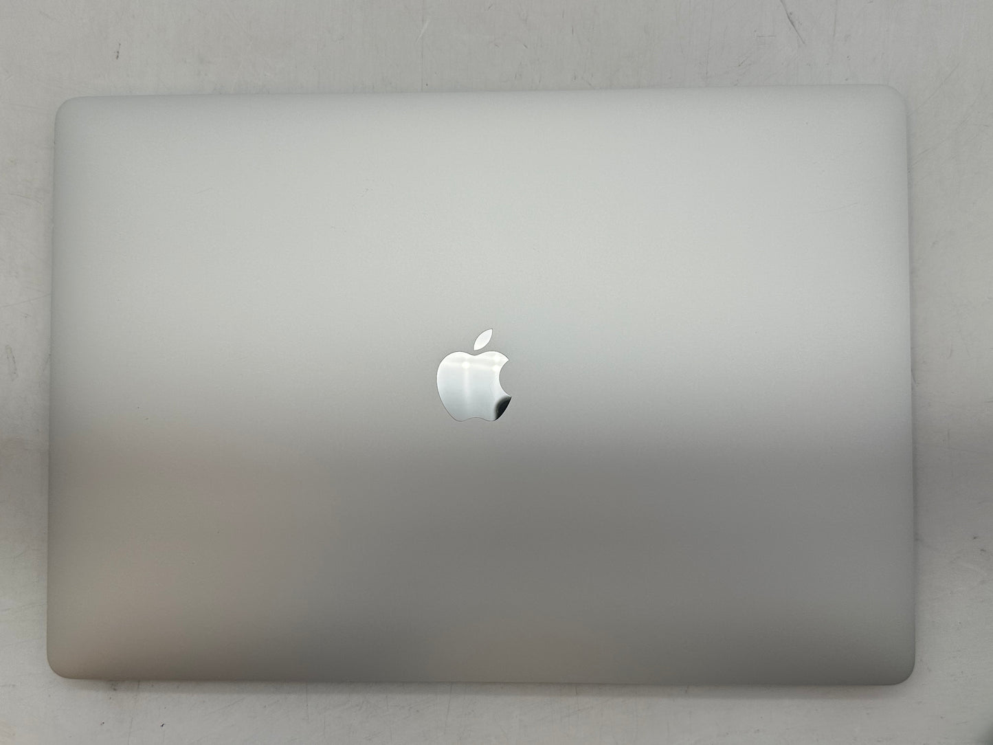 Apple 2019 16" MacBook Pro 2.4GHz 8-Core i9 32GB 1TB SSD RP5500M 8GB - Very Good