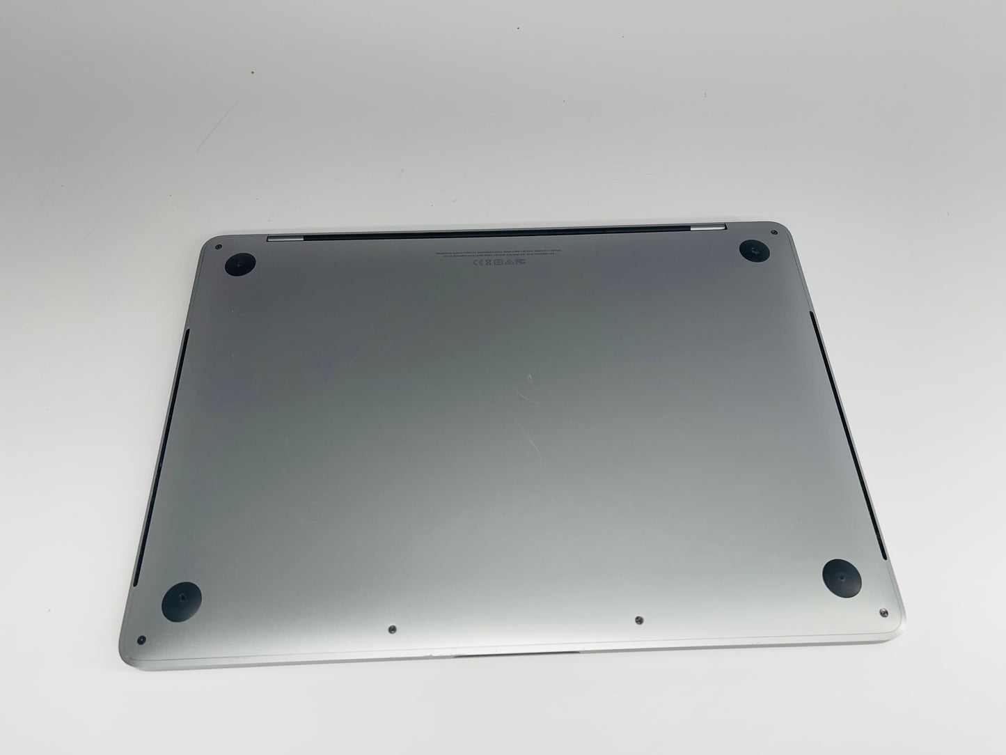 Apple 2018 Macbook Pro 13" 2.3 GHz Quad Core i5 8GB 512GB SSD UHD 655