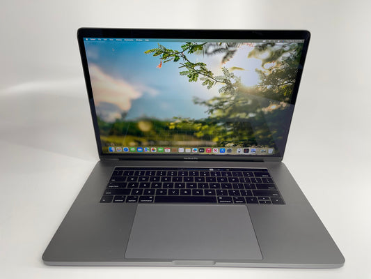 Apple 2017 Macbook Pro 15" 2.8 GHZ Quad Core i7 16GB 256GB SSD RP 555