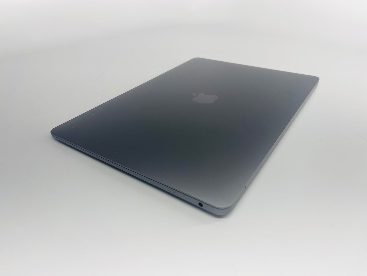 Apple 2018 MacBook Air 13" 1.6 GHz Dual Core i5 8GB Ram 128GB SSD Iris 617