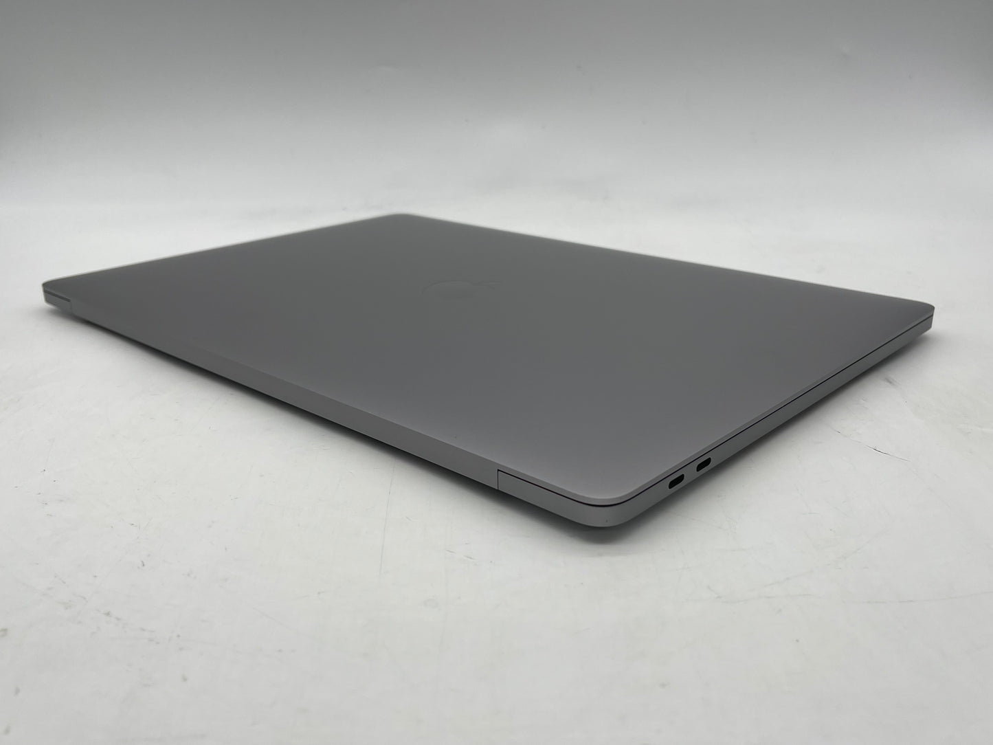 Apple 2019 16" MacBook Pro 2.4GHz 8-Core i9 32GB 2TB SSD RP5500M - Reboot Issue