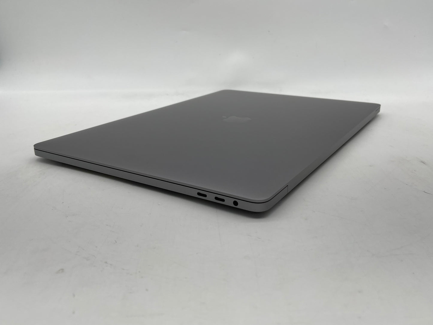 Apple 2019 16" MacBook Pro 2.4GHz 8-Core i9 32GB 2TB SSD RP5500M - Reboot Issue