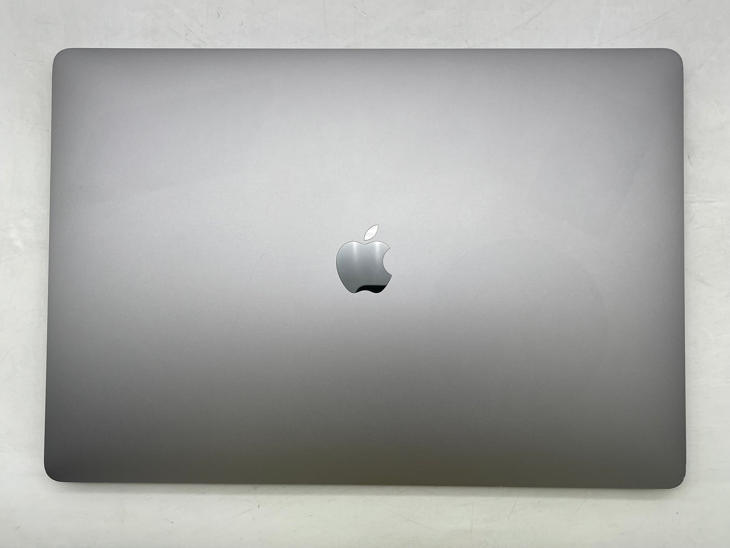 Apple 2019 16" MacBook Pro 2.4GHz 8-Core i9 32GB 1TB SSD RP5500M 4GB - Very Good