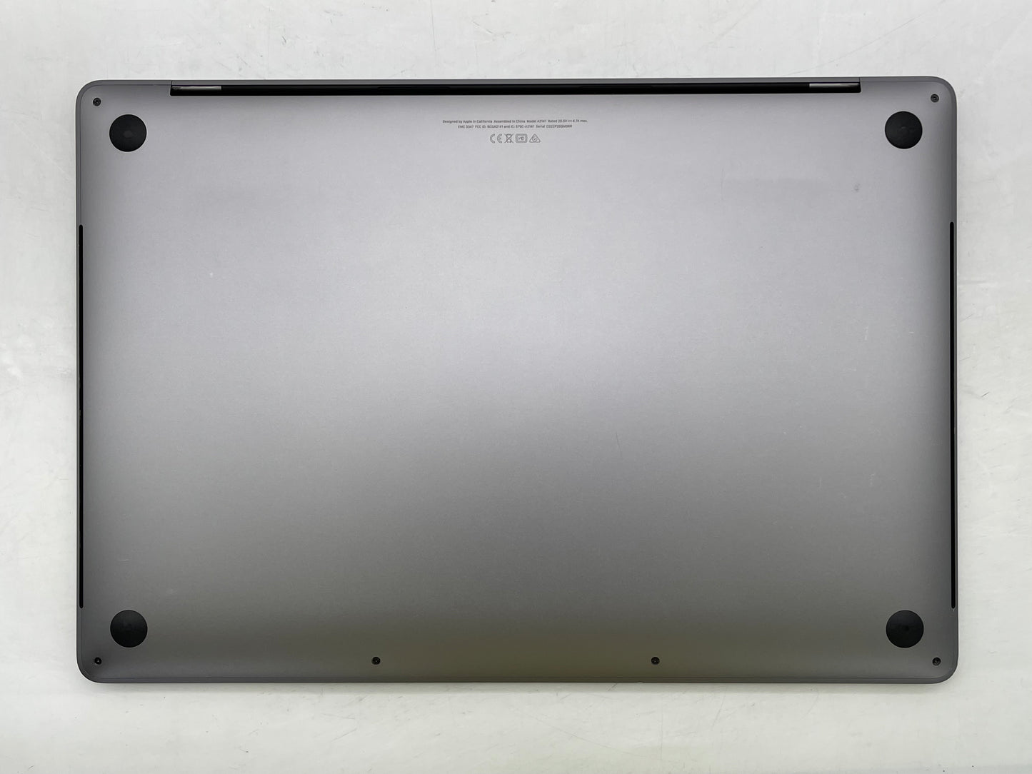 Apple 2019 16" MacBook Pro 2.4GHz 8-Core i9 32GB 1TB SSD RP5500M 4GB - Very Good