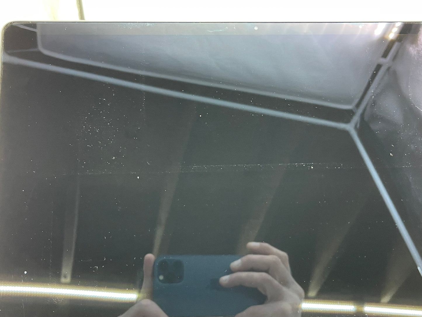 Apple 2019 16" MacBook Pro 2.3GHz 8-Core i9 32GB 1TB SSD RP5500M 4GB - Good