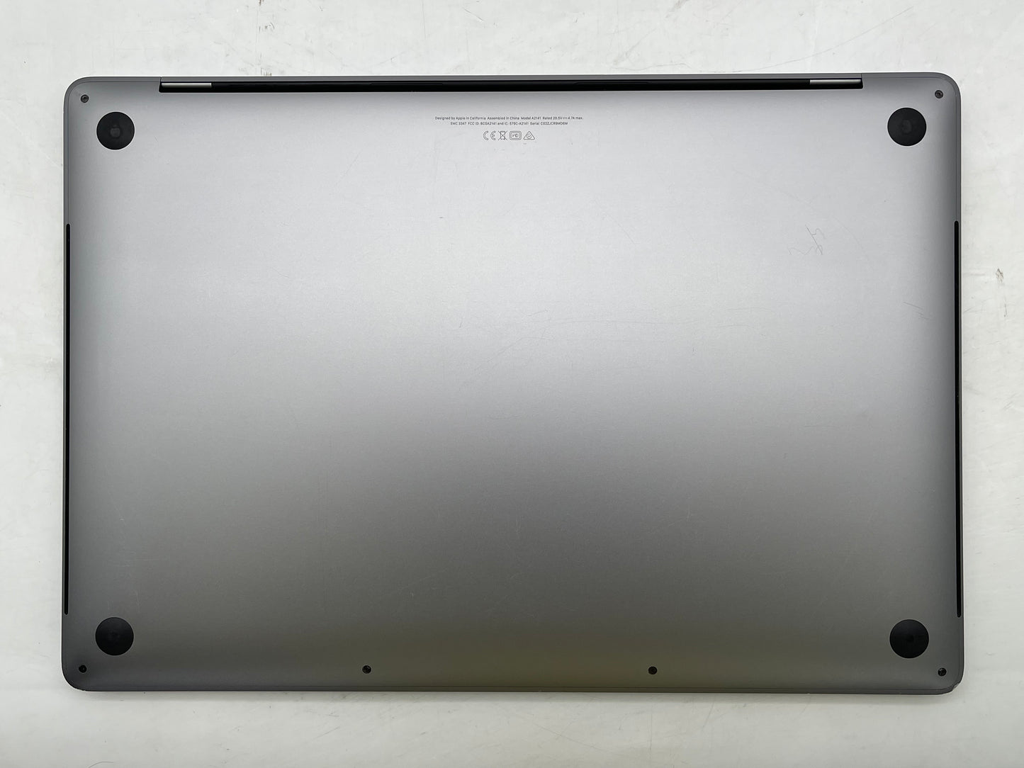 Apple 2019 16" MacBook Pro 2.6GHz i7 16GB RAM 512GB SSD RP5300M 4GB - Good