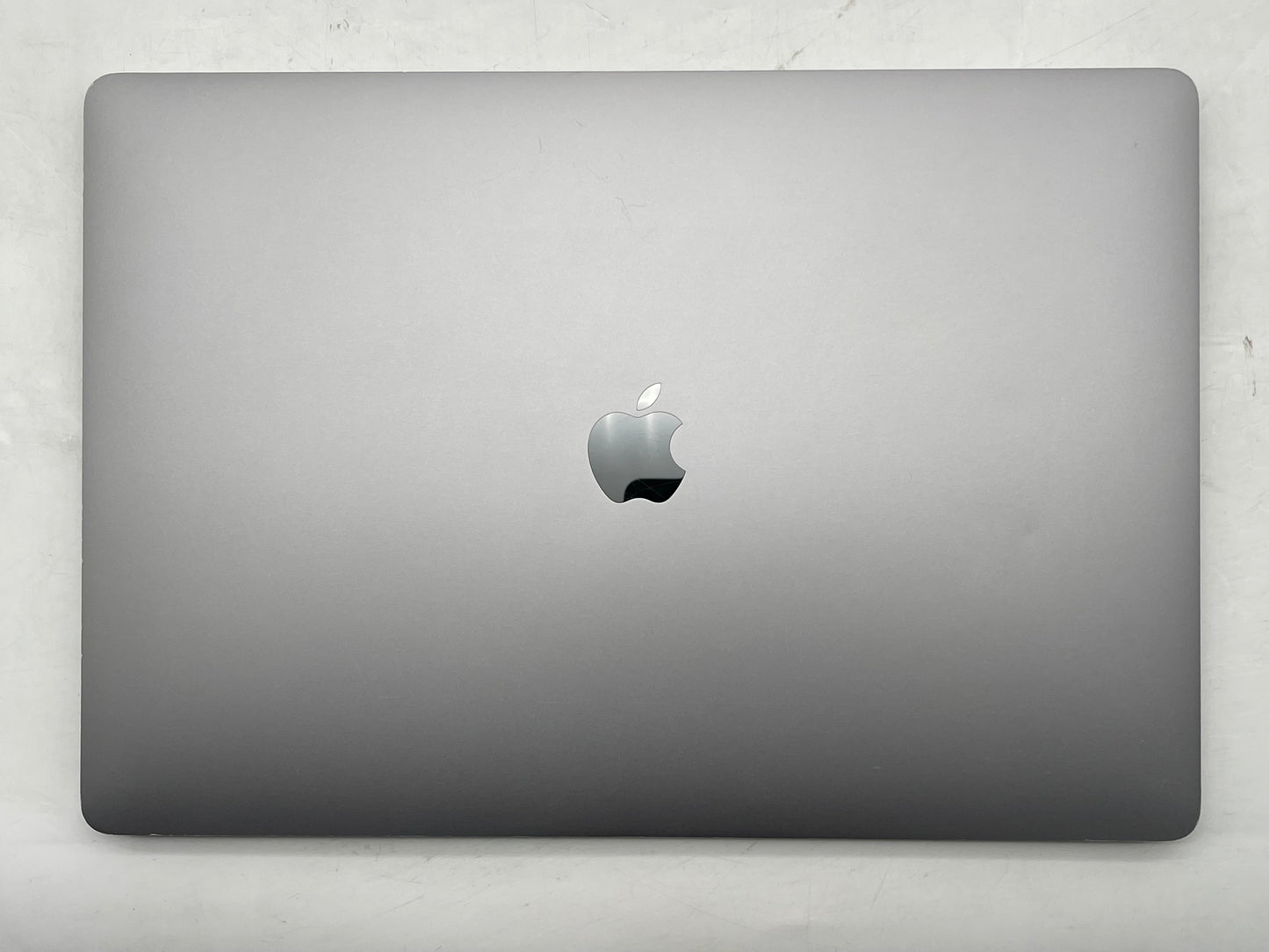 Apple 2019 16" MacBook Pro 2.6GHz i7 16GB RAM 512GB SSD RP5300M 4GB - Good