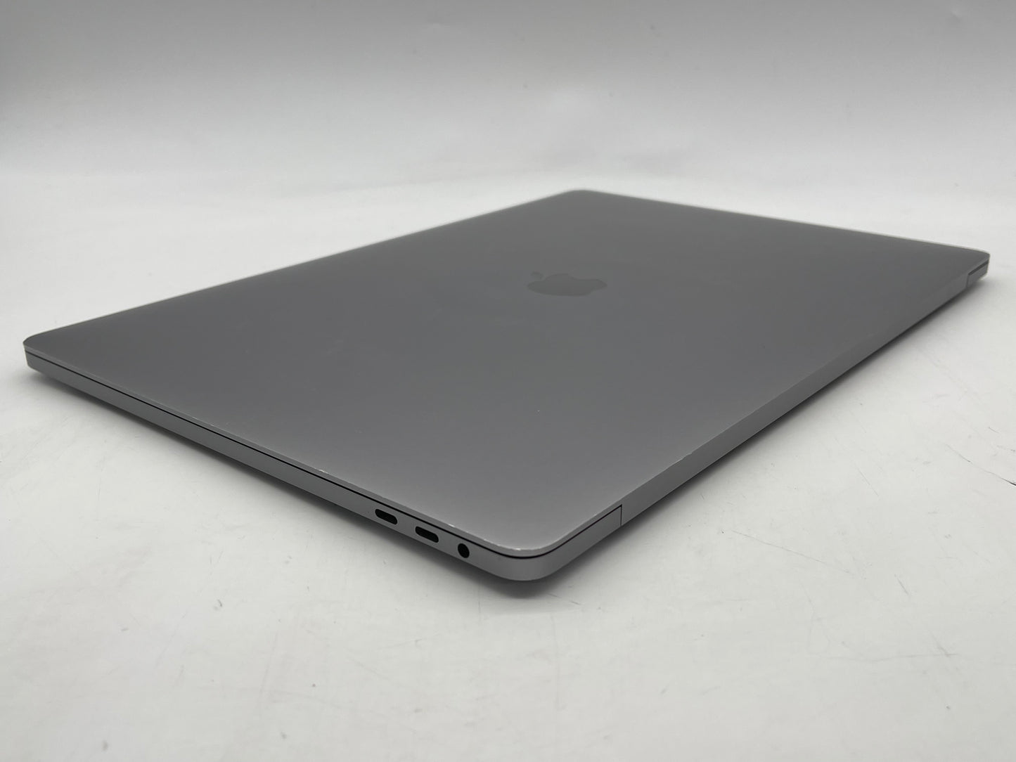 Apple 2019 16" MacBook Pro 2.6GHz i7 16GB RAM 512GB SSD RP5300M 4GB - Good