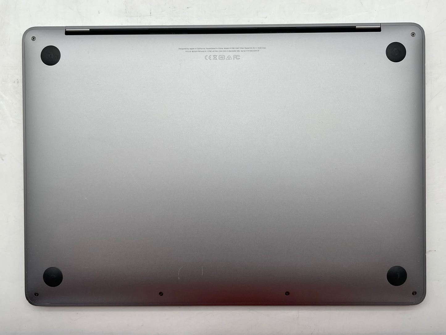 Apple 2017 MacBook Pro 13 in 2.3GHz Dual-Core i5 16GB RAM 128GB SSD IIPG640-Good