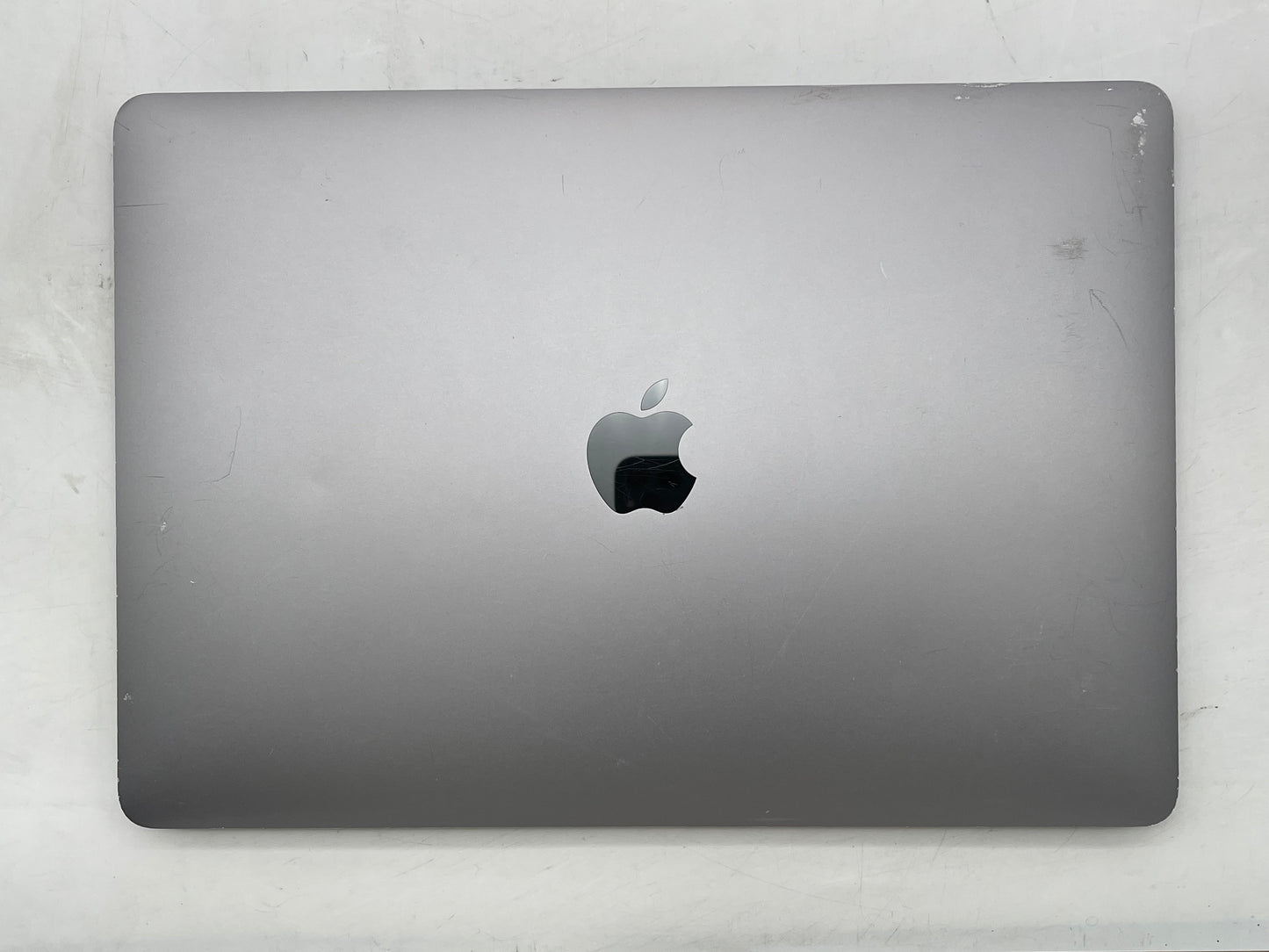 Apple 2018 MacBook Air 13 in 1.6GHz Dual-Core i5 8GB RAM 128GB SSD - Very Good