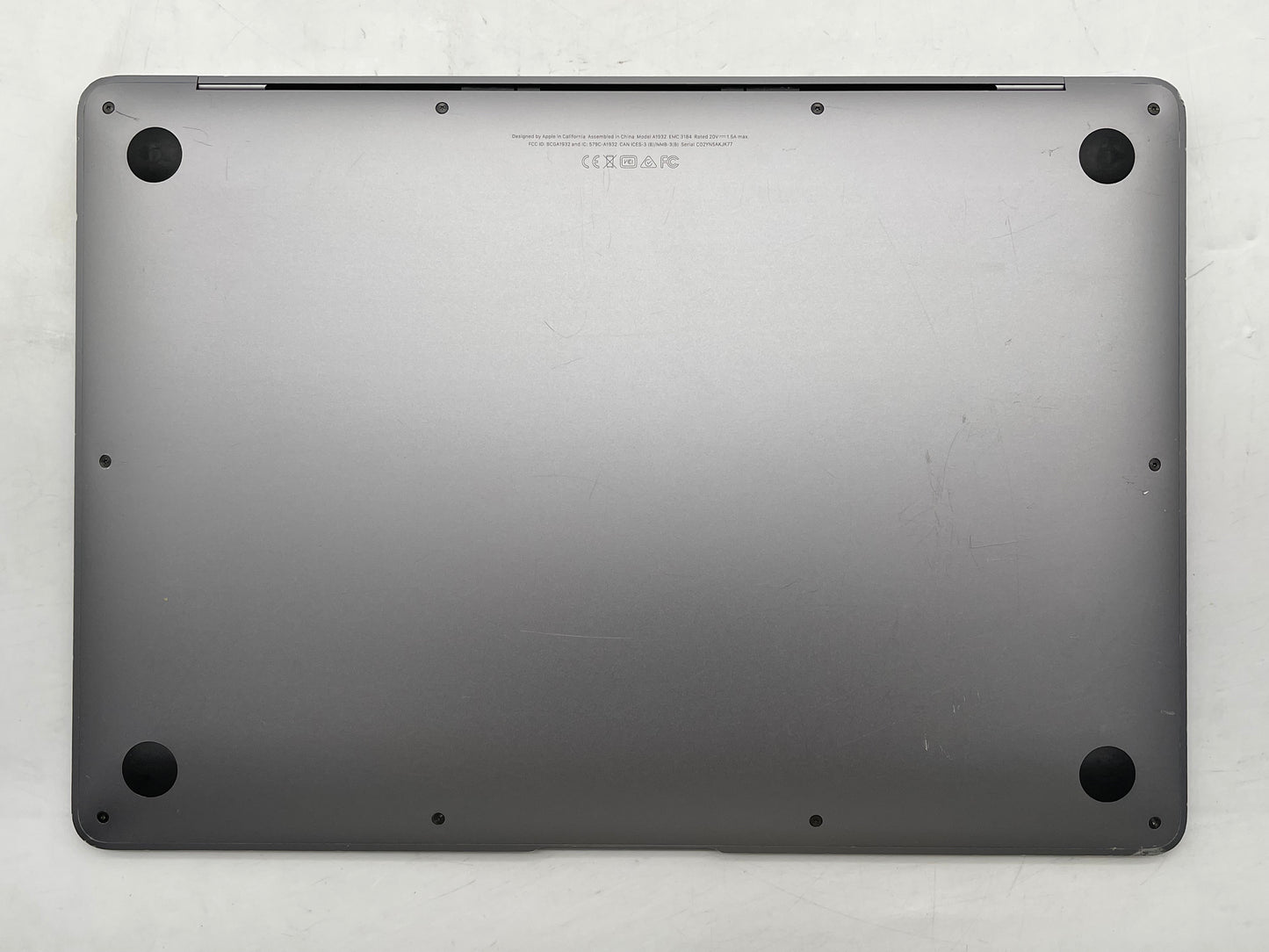 Apple 2018 MacBook Air 13 in 1.6GHz Dual-Core i5 8GB RAM 128GB SSD - Very Good