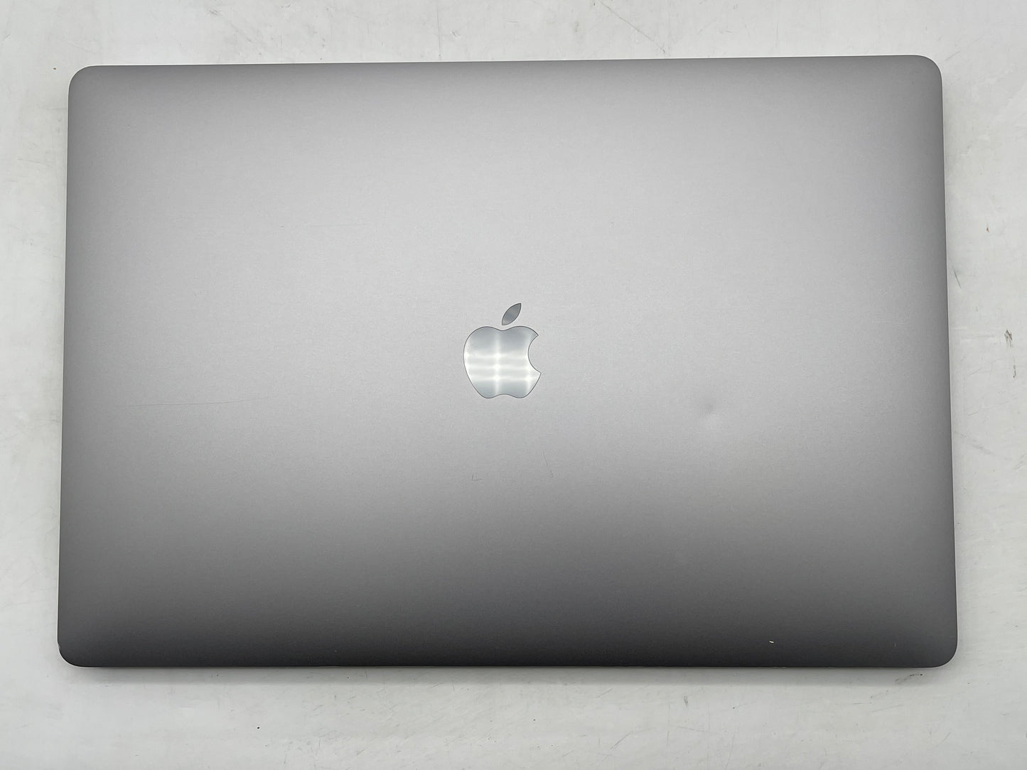 Apple 2019 16" MacBook Pro 2.6GHz 6-Core i7 32GB 512GB SSD RP5300M - Good