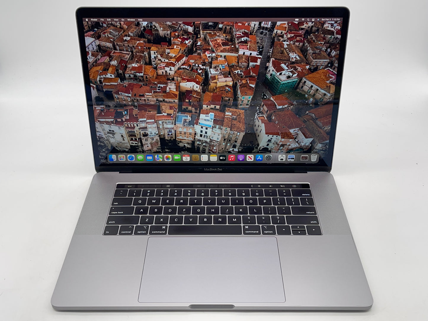Apple 2018 MacBook Pro 15 in 2.9GHz i9 16GB RAM 512GB SSD RP560X 4GB - Good