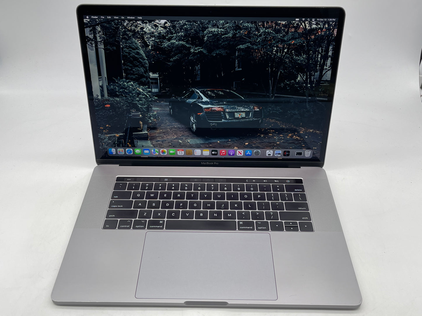 Apple 2016 MacBook Pro 15" 2.7GHz i7 16GB RAM 512GB SSD RP455- Good