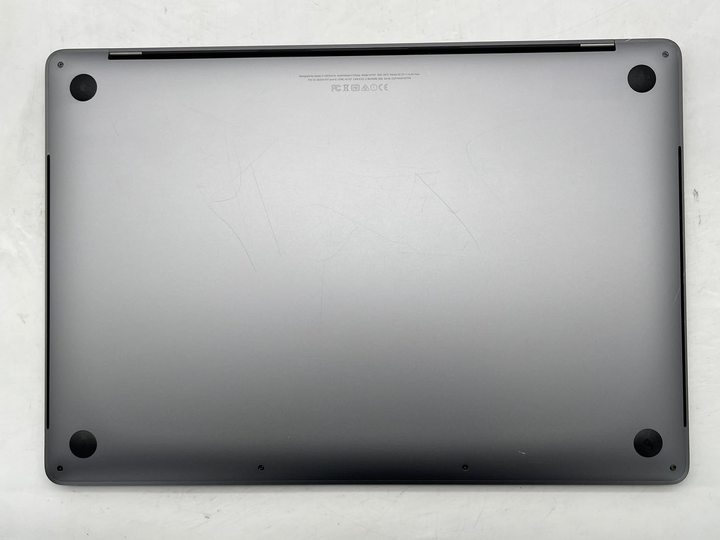 Apple 2016 MacBook Pro 15" 2.7GHz i7 16GB RAM 512GB SSD RP455- Good