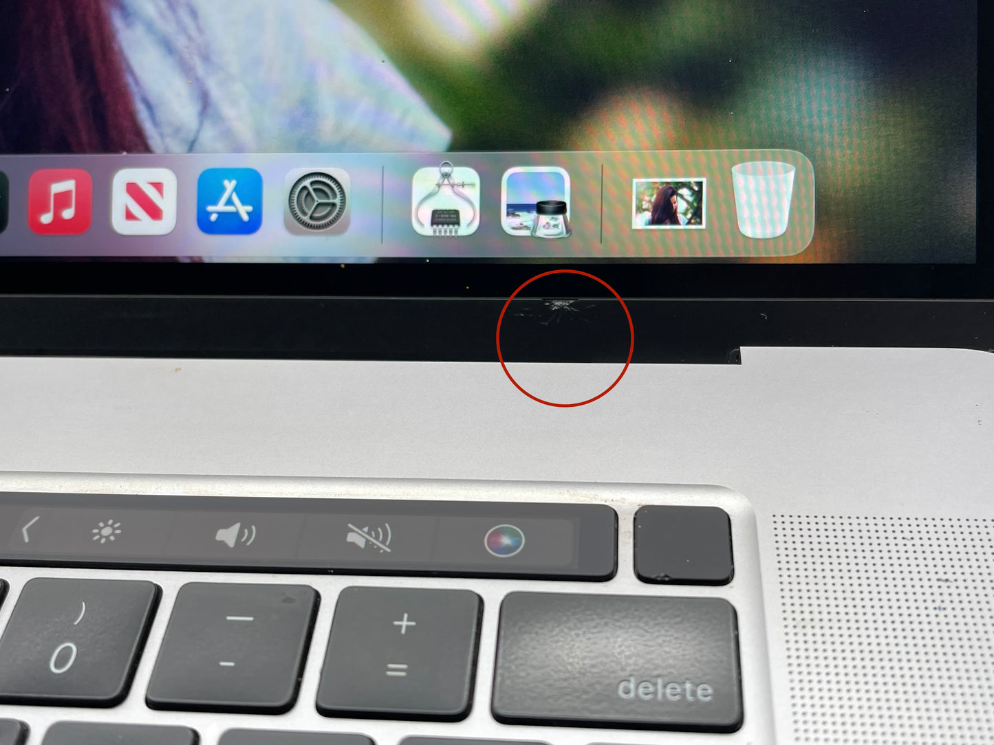 Apple 2019 16" MacBook Pro 2.6GHz i7 16GB RAM 512GB SSD RP5300M 4GB - Good