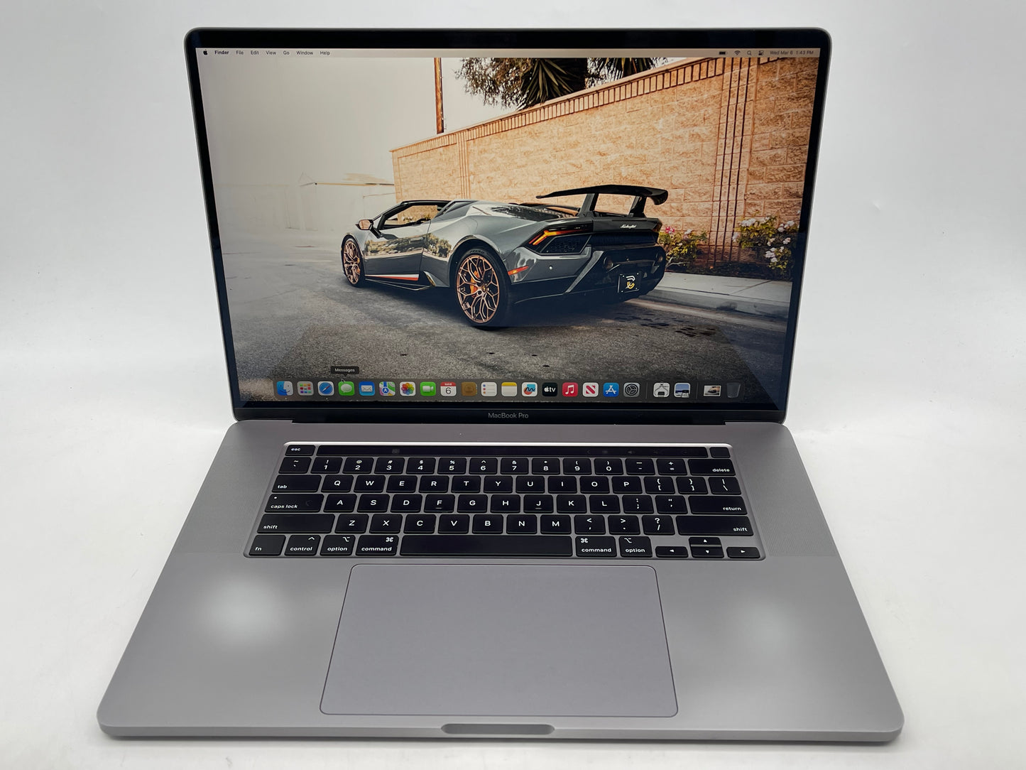 Apple 2019 16" MacBook Pro 2.4GHz 8-Core i9 32GB 1TB SSD RP5300M 4GB - Good
