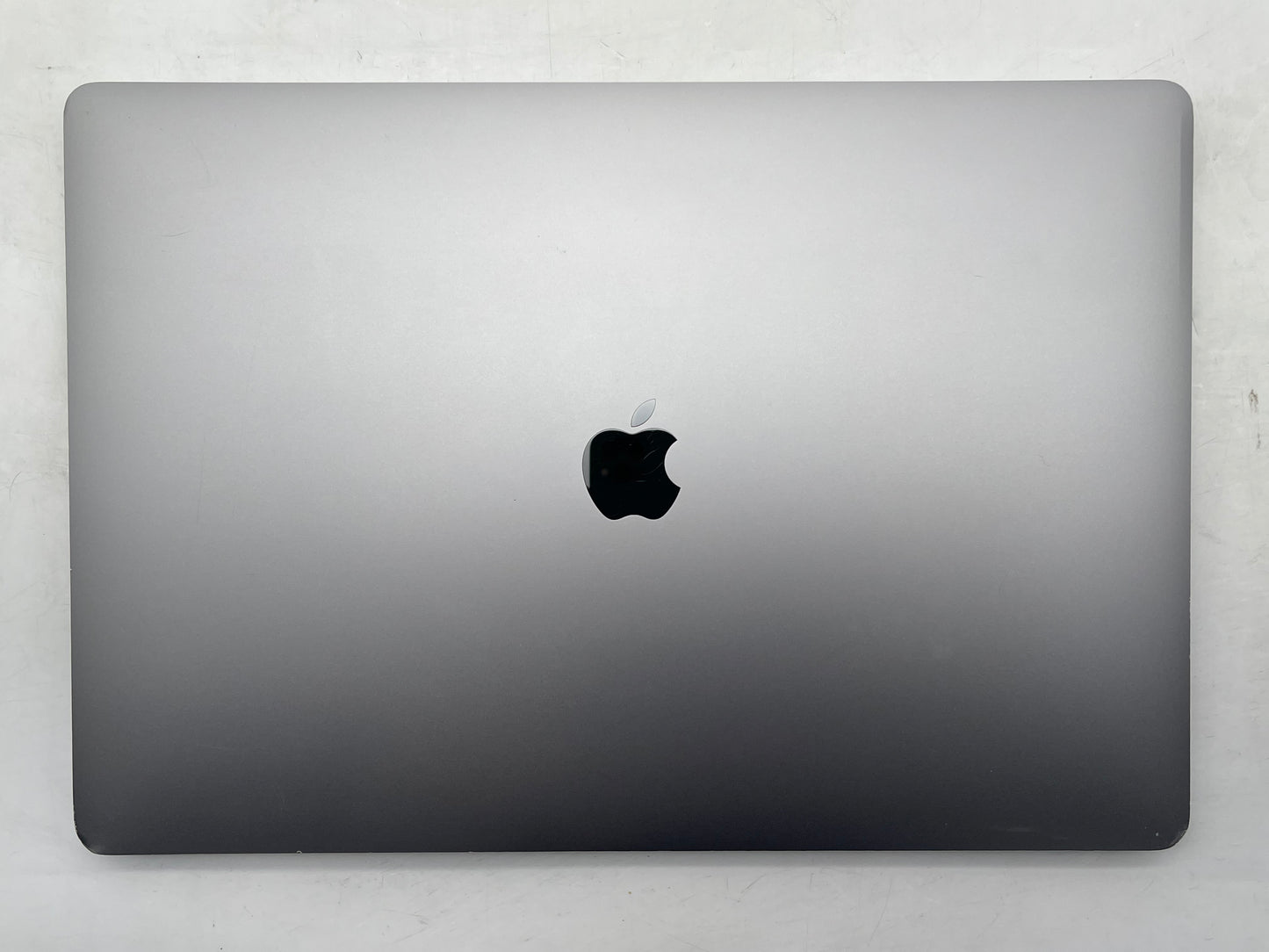 Apple 2019 16" MacBook Pro 2.4GHz 8-Core i9 32GB 1TB SSD RP5300M 4GB - Good