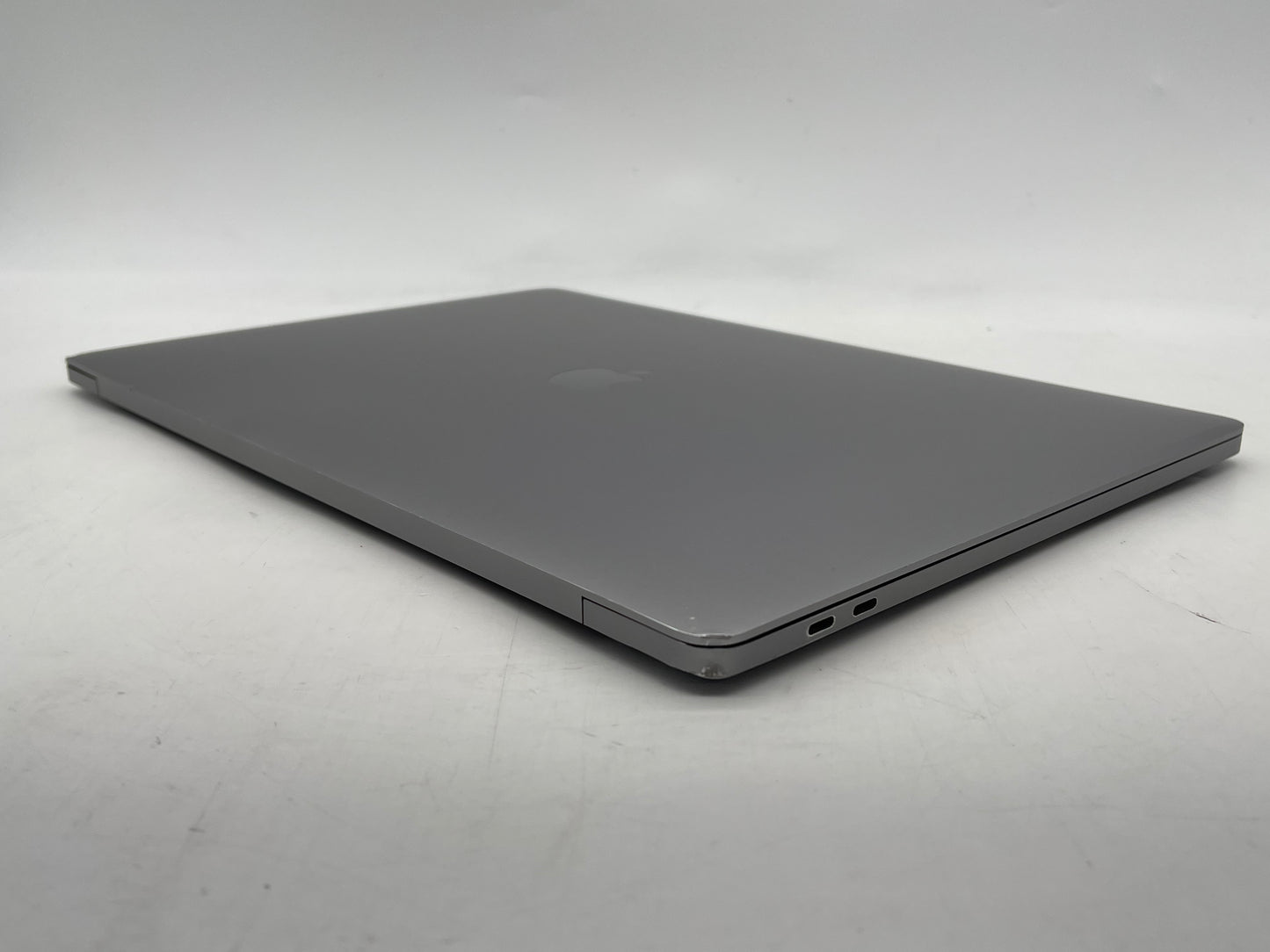 Apple 2019 16" MacBook Pro 2.4GHz 8-Core i9 32GB 1TB SSD RP5300M 4GB - Good