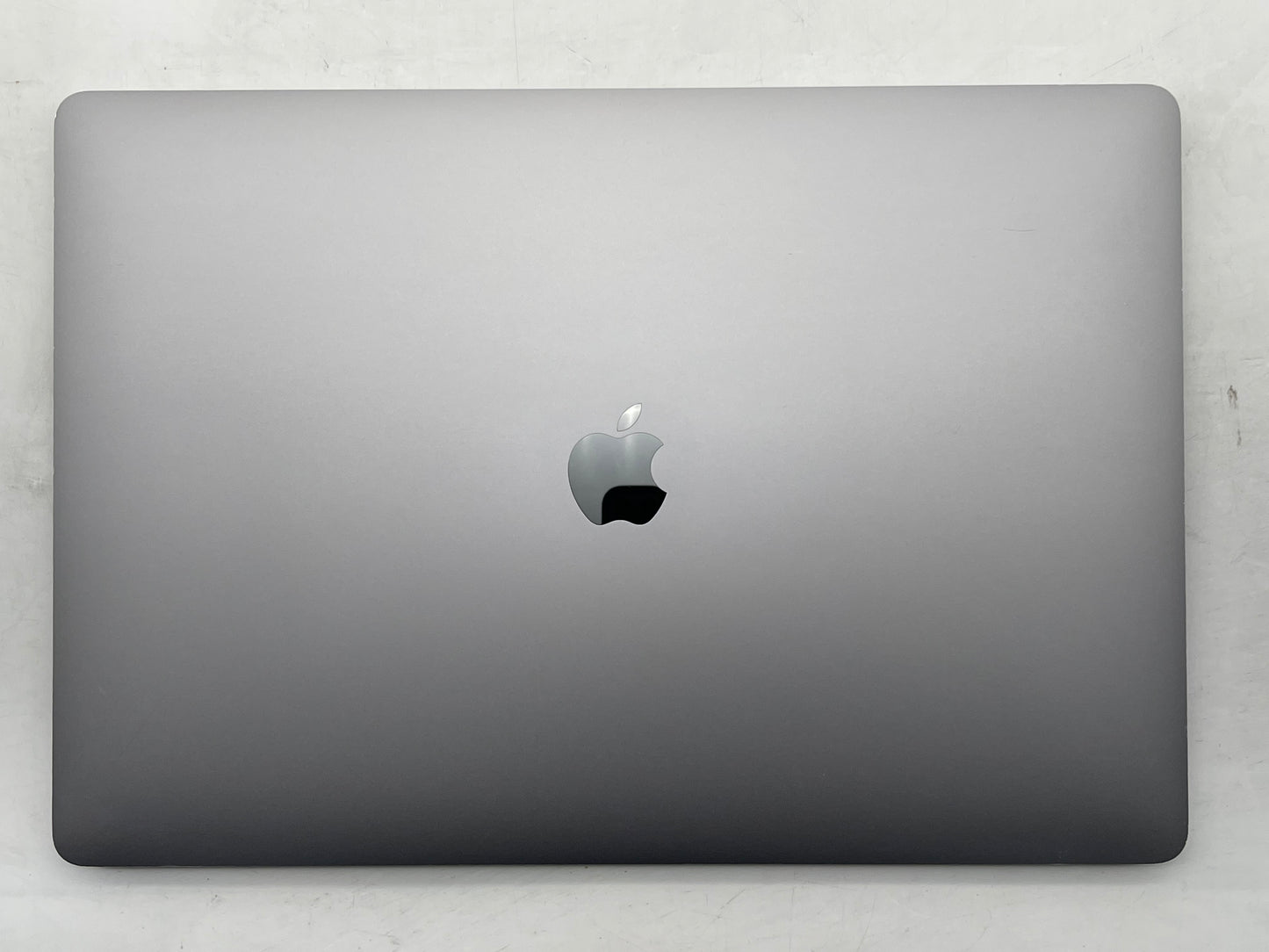 Apple 2019 16" MacBook Pro 2.6GHz i7 16GB RAM 512GB SSD RP5300M 4GB - Very Good