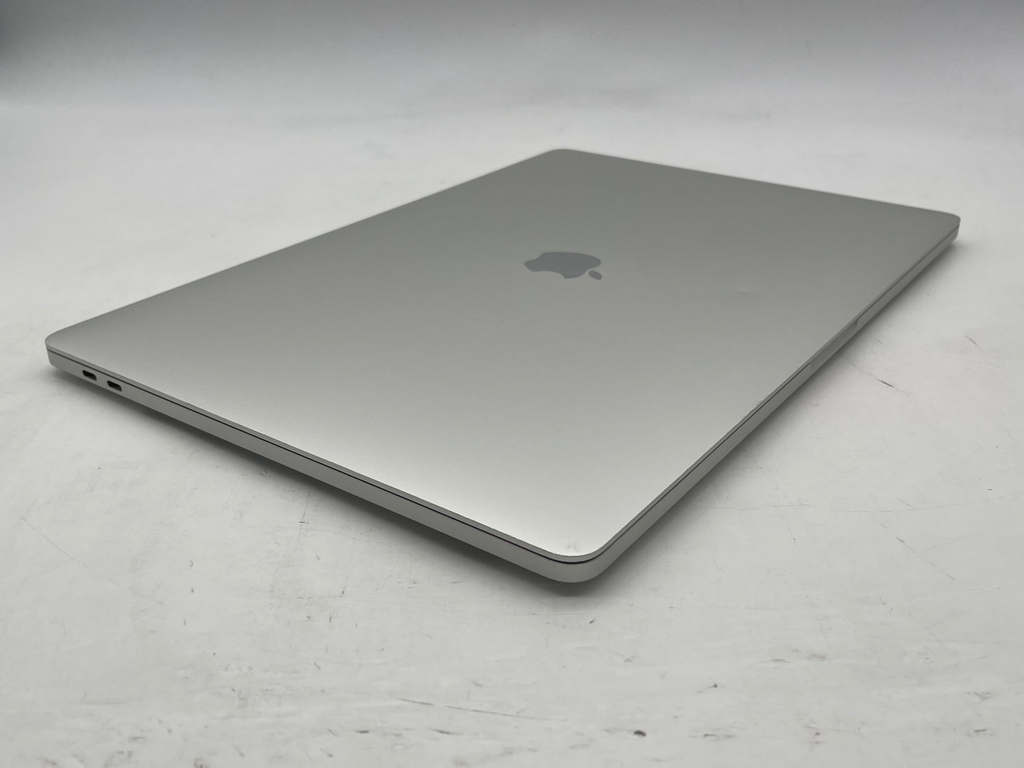 Apple 2019 16" MacBook Pro 2.6GHz i7 16GB RAM 512GB SSD RP5300M 4GB - Very Good