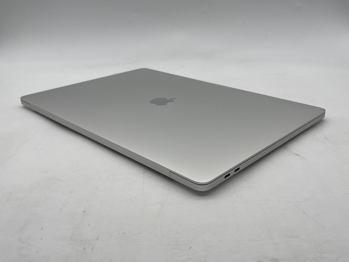 Apple 2019 16" MacBook Pro 2.6GHz i7 16GB RAM 512GB SSD RP5300M 4GB - Very Good