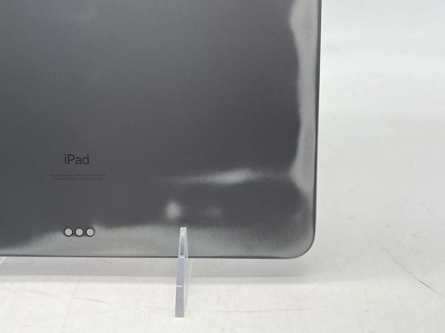 Apple 2021 iPad pro (5th-generation) M1 (12.9-inch) 128GB Wifi Only- READ