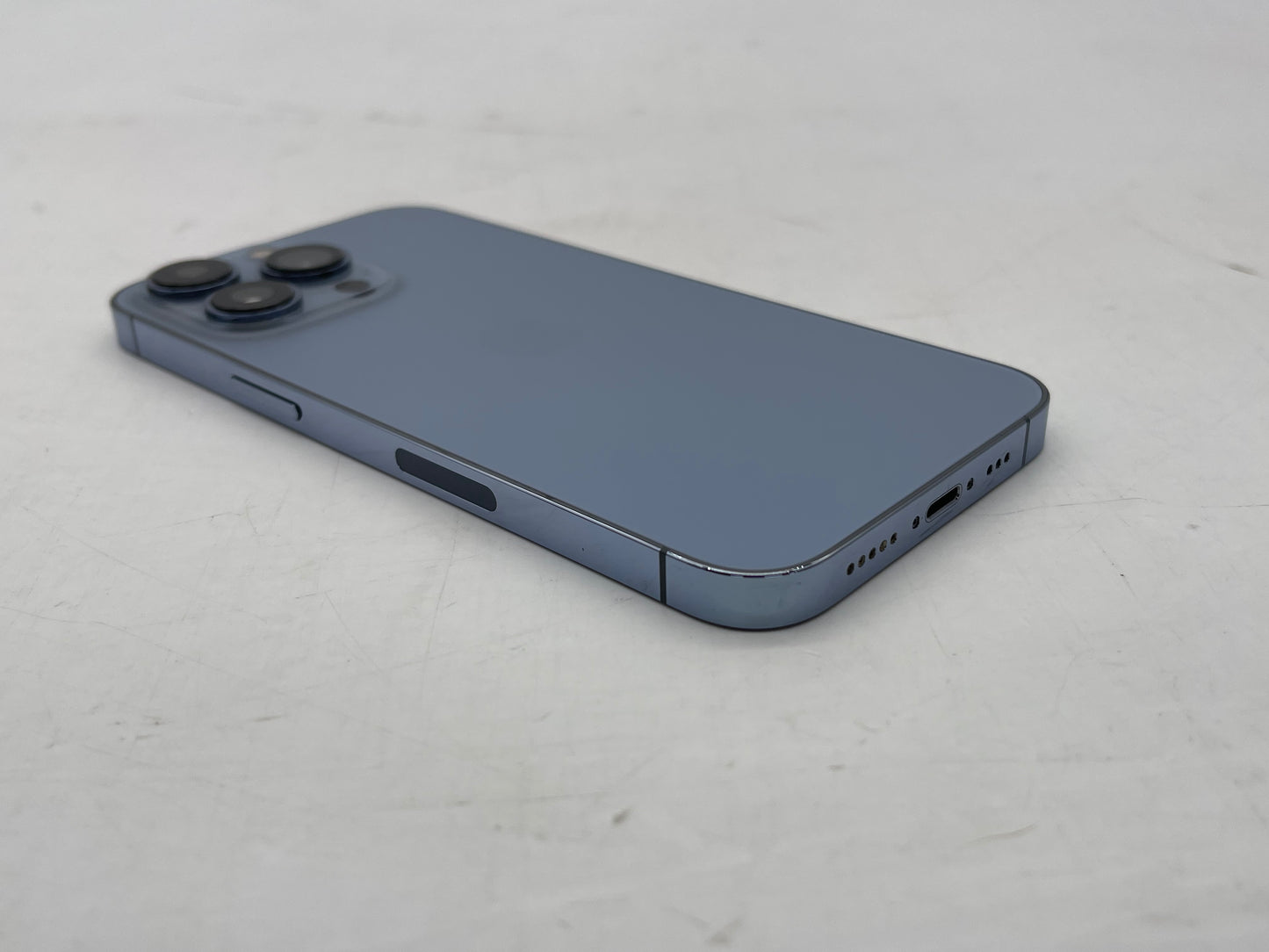 Apple iPhone 13 Pro GSM/CDMA Unlocked 256GB (Sierra Blue) A2483 - Excellent