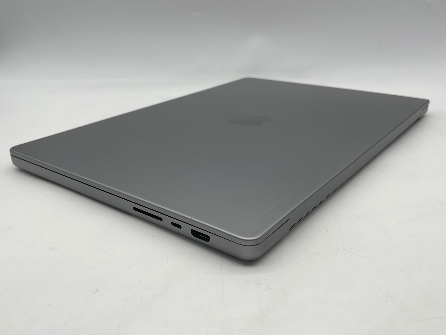 Apple 2021 MacBook Pro 16" M1 Pro (16-Core GPU) 16GB RAM 512GB SSD -Very Good