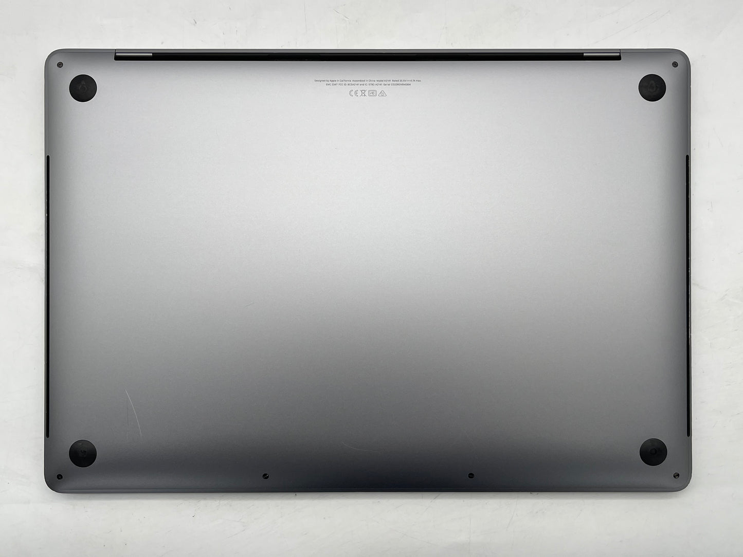 Apple 2019 16" MacBook Pro 2.6GHz i7 16GB RAM 512GB SSD RP5300M 4GB - Very Good