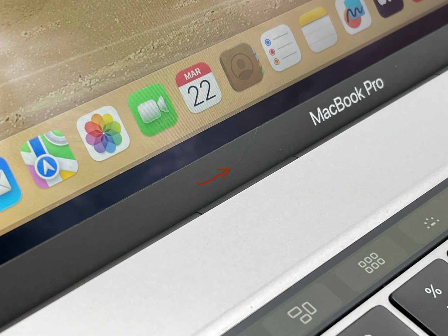 Apple 2019 16" MacBook Pro 2.6GHz i7 16GB RAM 512GB SSD RP5300M 4GB - Good