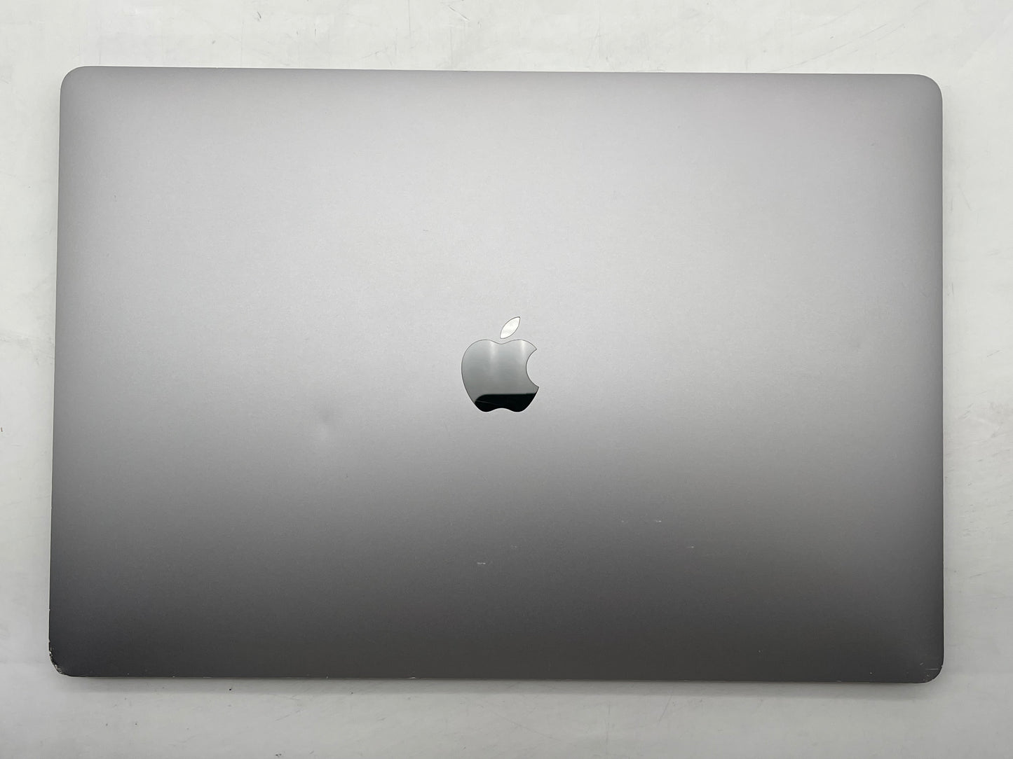Apple 2019 16" MacBook Pro 2.6GHz i7 16GB RAM 512GB SSD RP5300M 4GB - Good