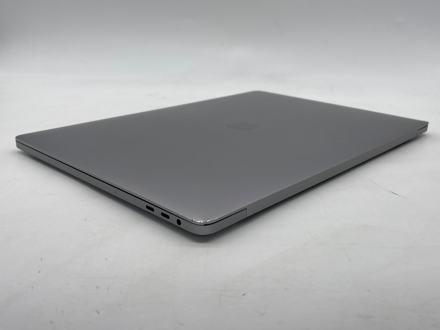 Apple 2019 16" MacBook Pro 2.6GHz i7 16GB RAM 512GB SSD RP5300M 4GB - Good