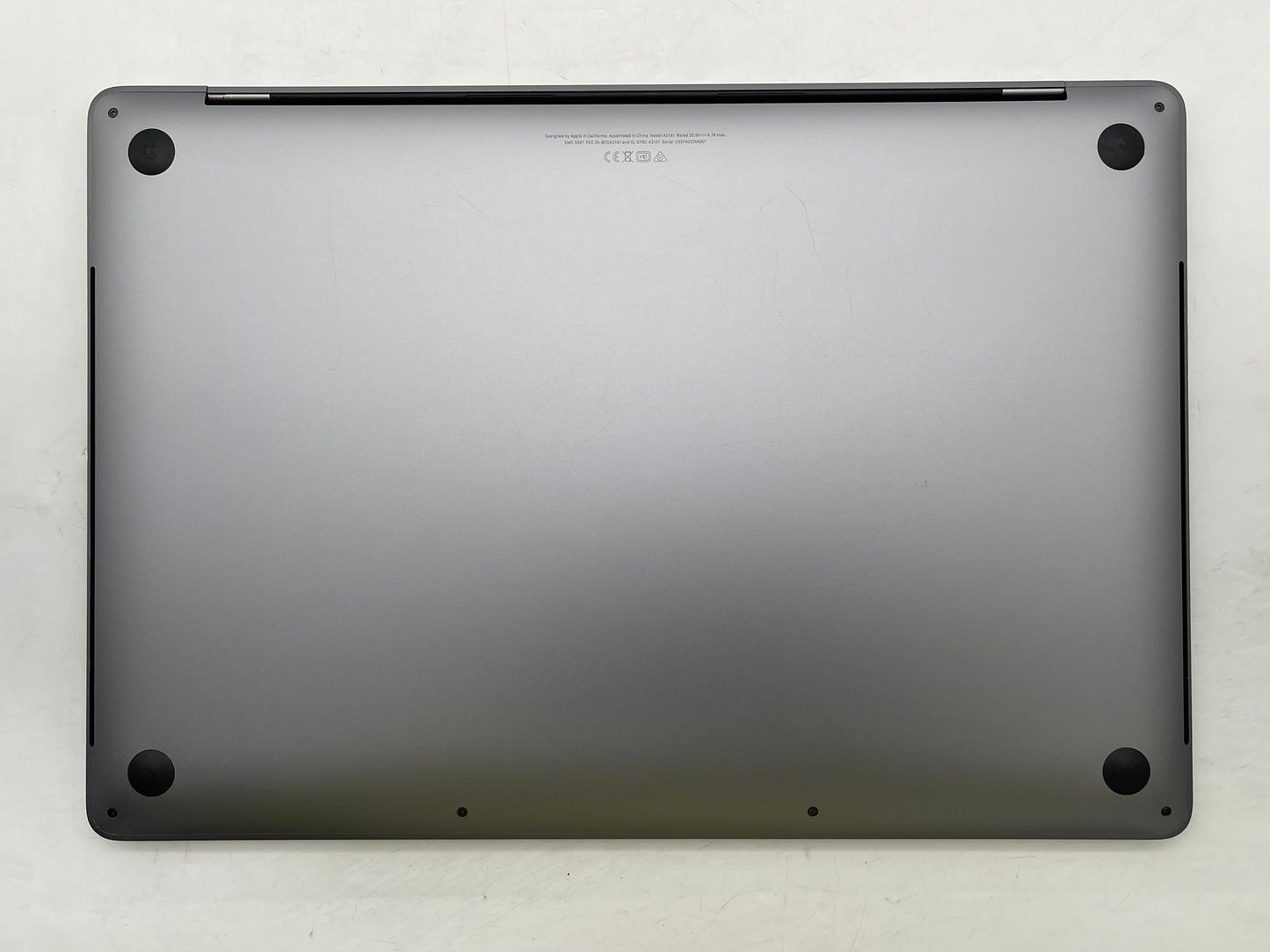 Apple 2019 16" MacBook Pro 2.4GHz 8-Core i9 64GB 2TB SSD RP5600M 8GB - Good