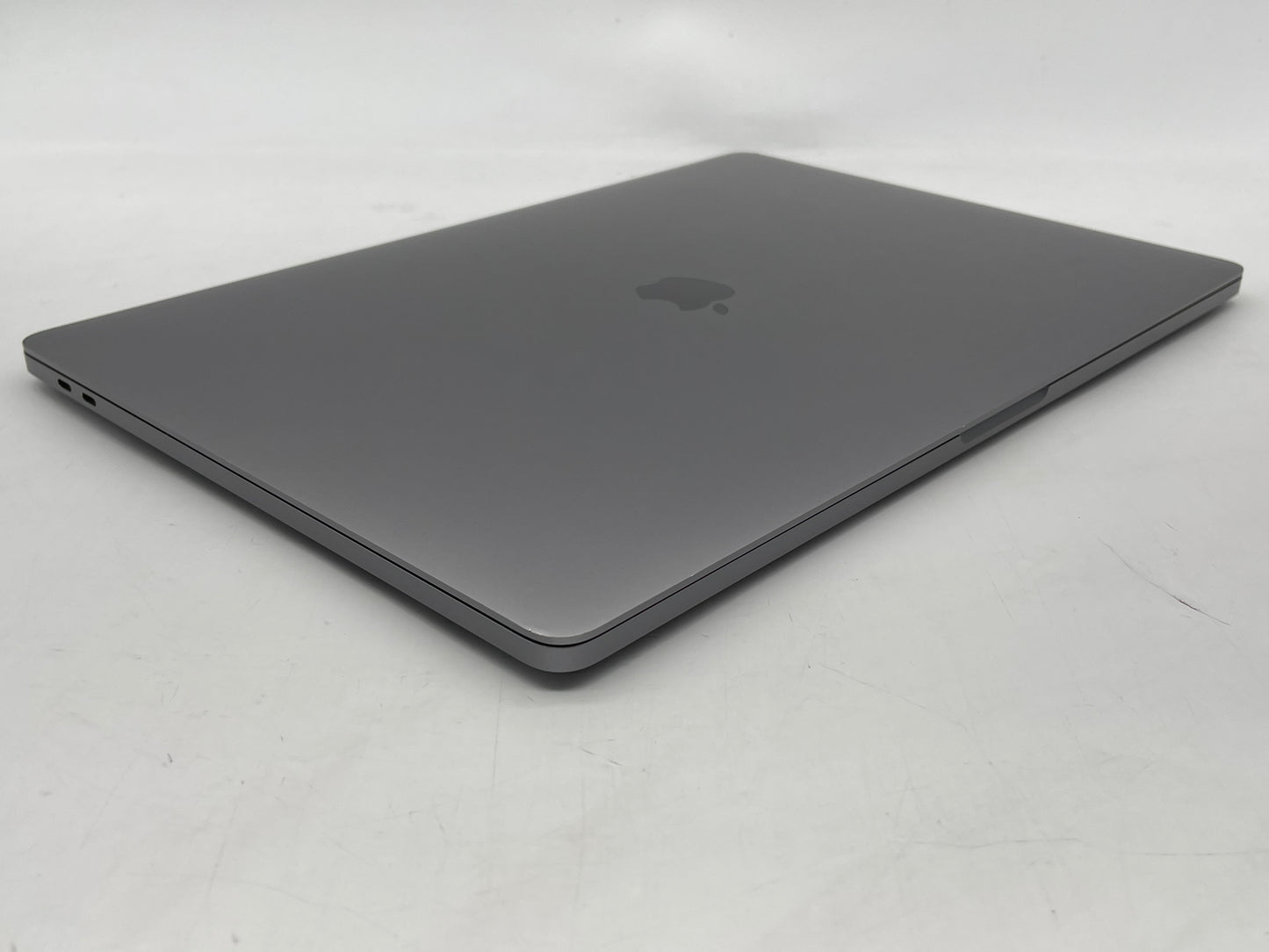 Apple 2019 16" MacBook Pro 2.4GHz 8-Core i9 16GB RAM 512GB SSD RP5300M-Very Good