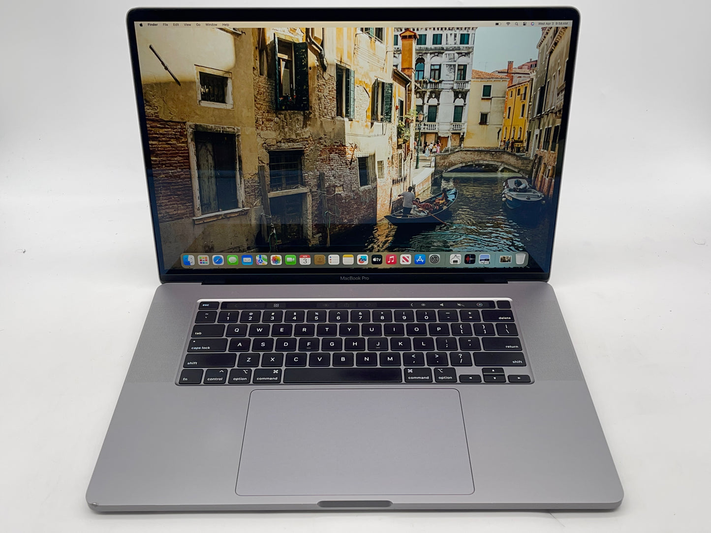 Apple 2019 16" MacBook Pro 2.6GHz i7 16GB RAM 512GB SSD RP5300M 4GB - Good