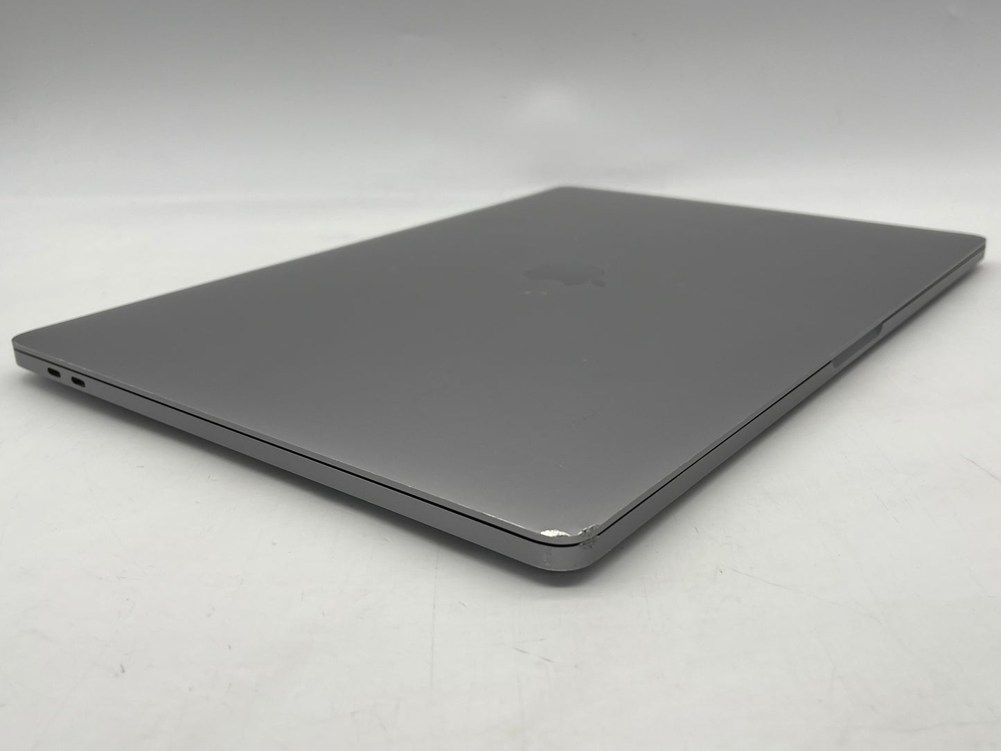 Apple 2019 16" MacBook Pro 2.6GHz i7 16GB RAM 512GB SSD RP5300M 4GB - Good