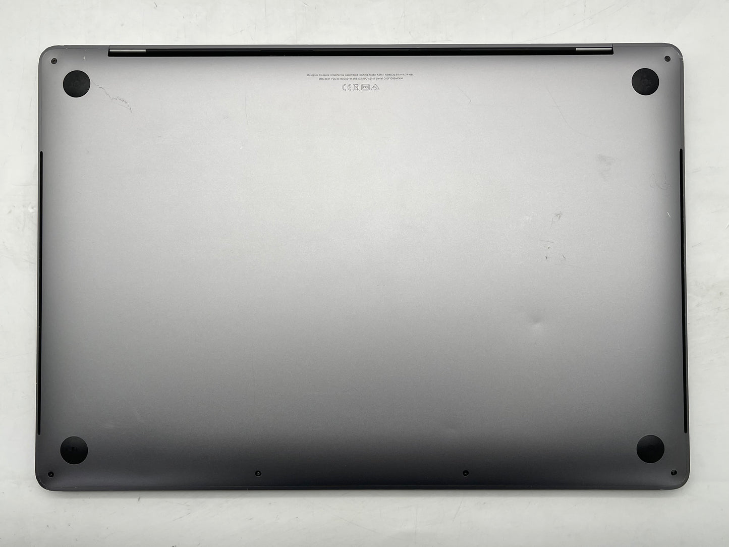 Apple 2019 16" MacBook Pro 2.6GHz i7 16GB RAM 512GB SSD RP5300M 4GB - Good