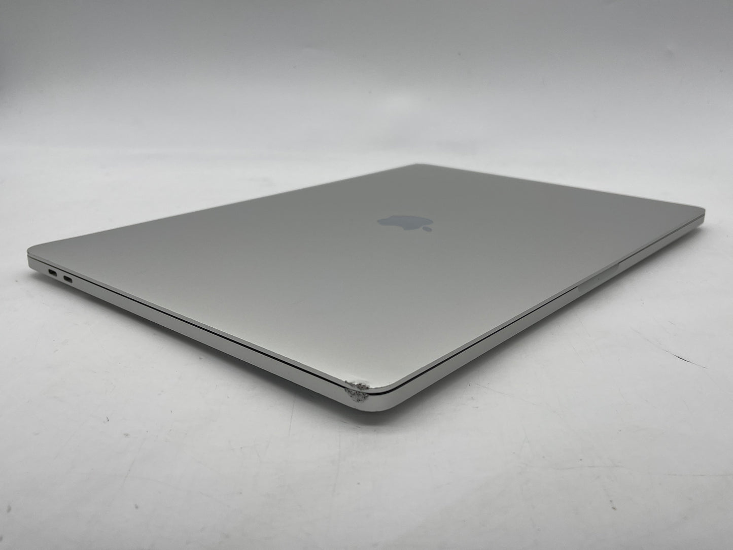 Apple 2019 16" MacBook Pro 2.4GHz 8-Core i9 32GB 1TB SSD RP5500M 8GB - Good