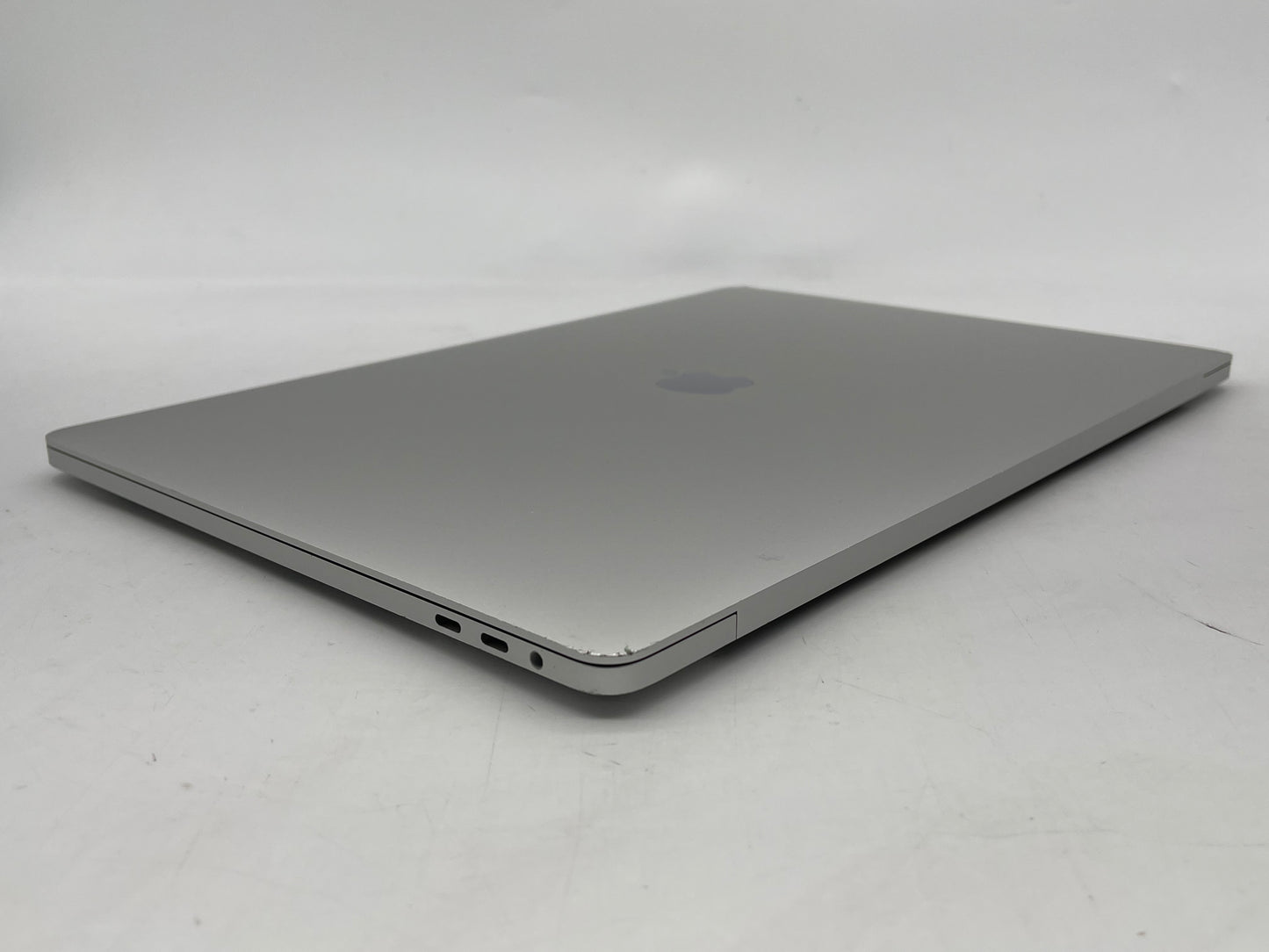 Apple 2019 16" MacBook Pro 2.4GHz 8-Core i9 32GB 1TB SSD RP5500M 8GB - Good