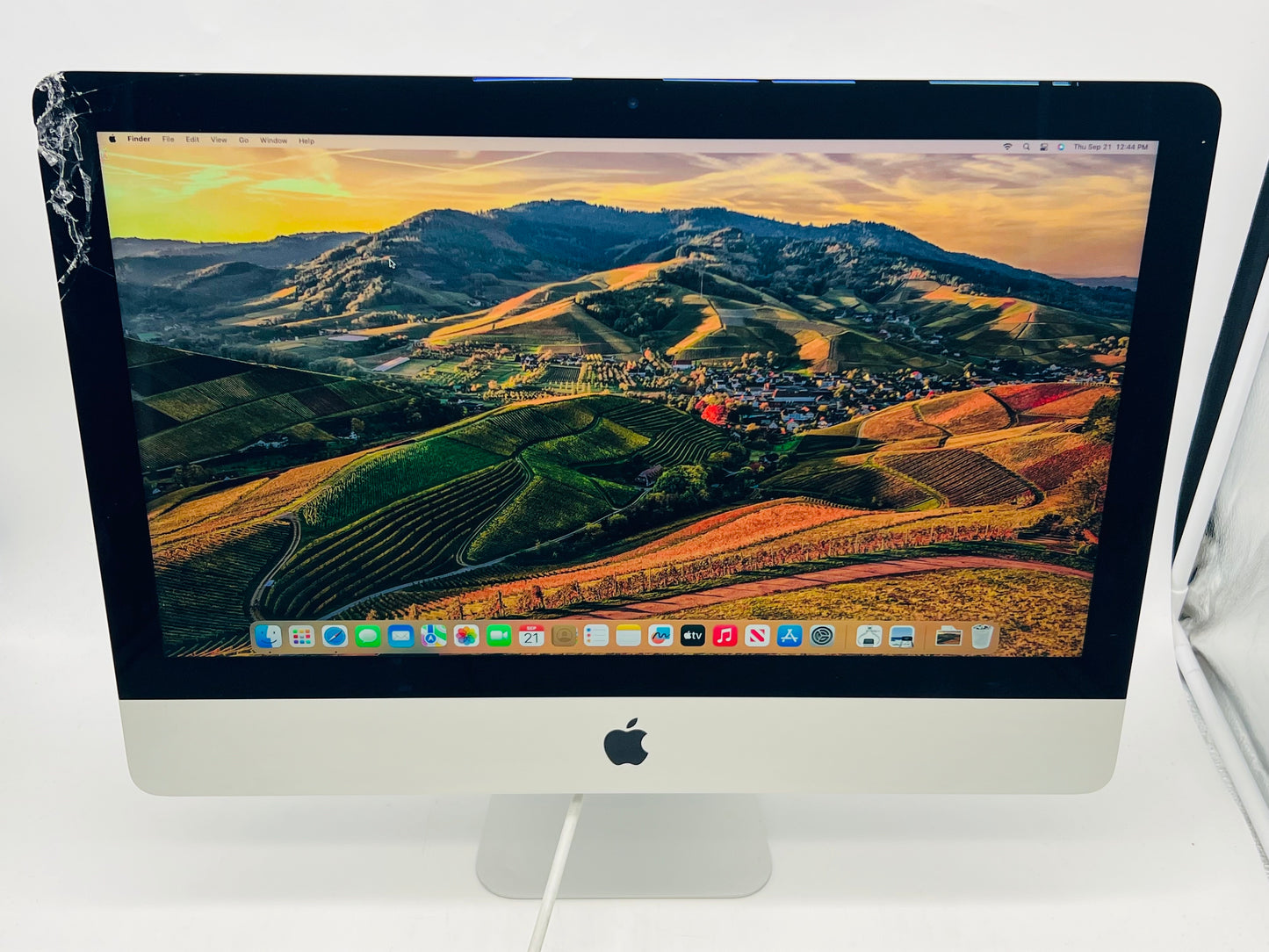 Apple 2017 iMac 2.3GHz Dual-Core i5 8GB RAM 1TB HDD IIPG640