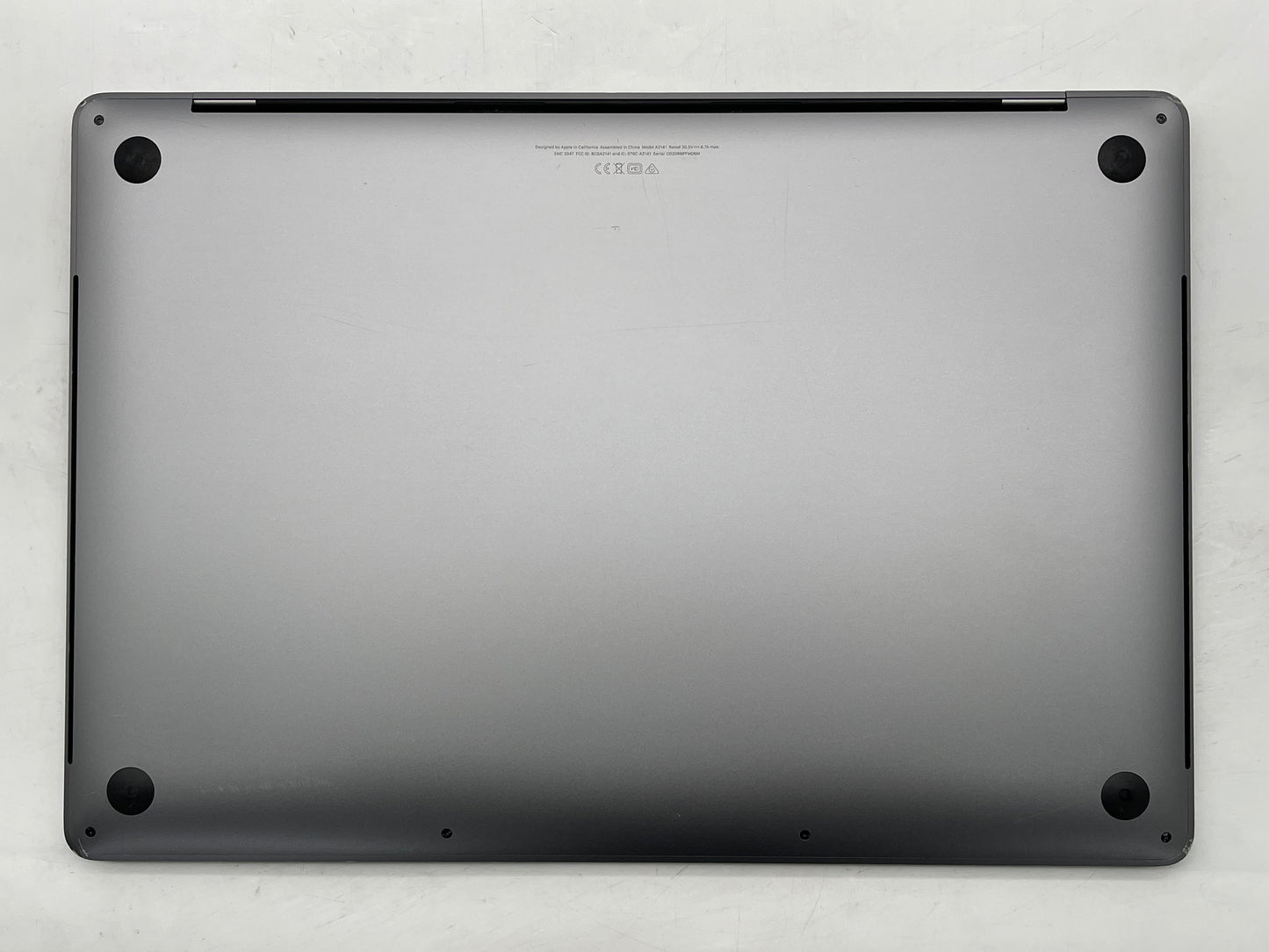 Apple 2019 16" MacBook Pro 2.6GHz i7 16GB RAM 512GB SSD RP5300M 4GB - Very Good