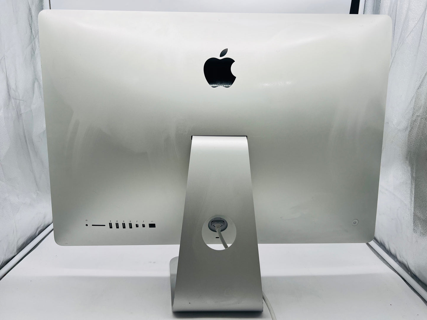 Apple 2013 27" iMac 3.2GHz i5 8GB 1TB Fusion Drive GT 755M 1GB