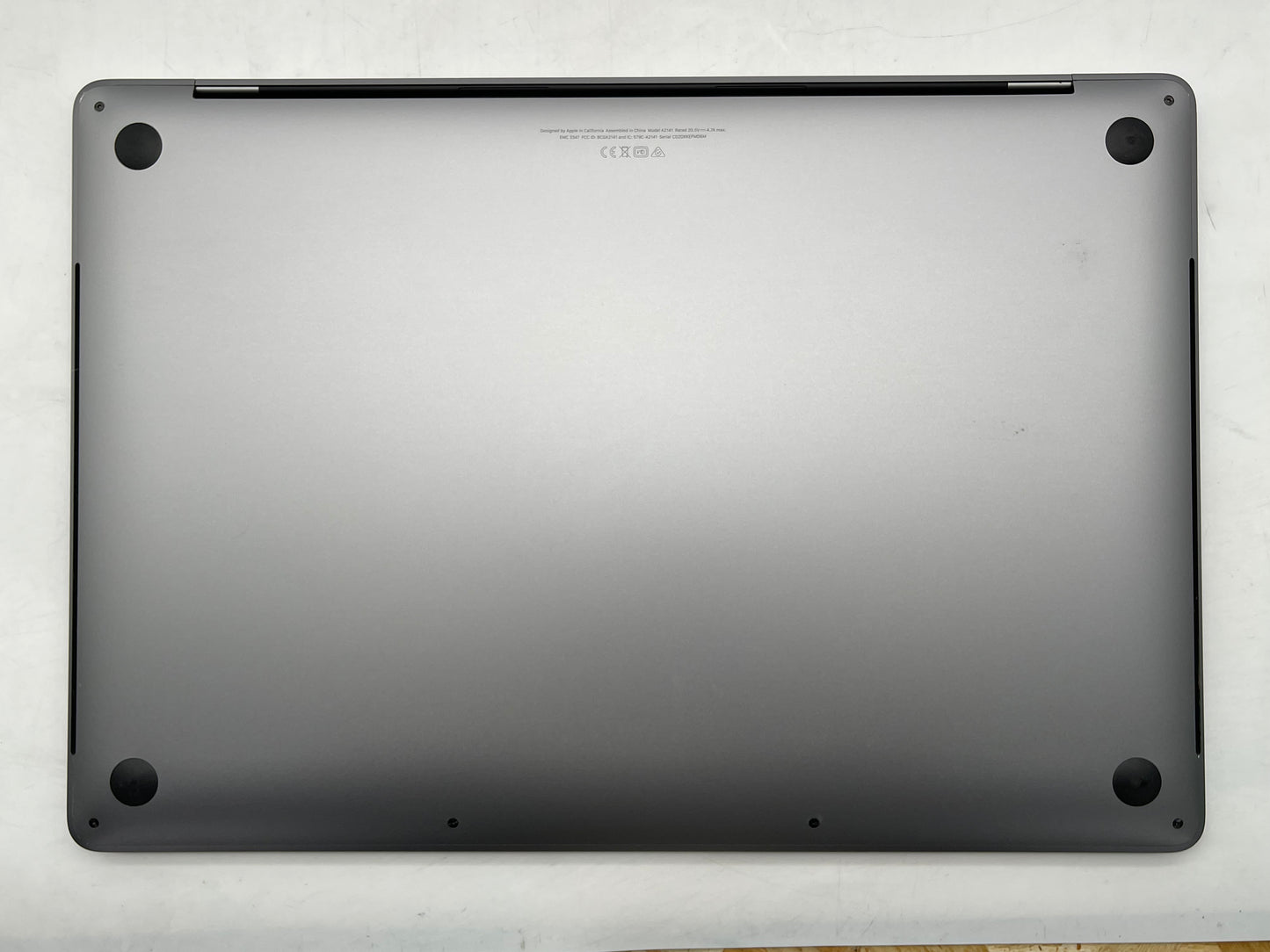 Apple 2019 16" MacBook Pro 2.6GHz i7 16GB RAM 512GB SSD RP5300M 4GB - Very Good