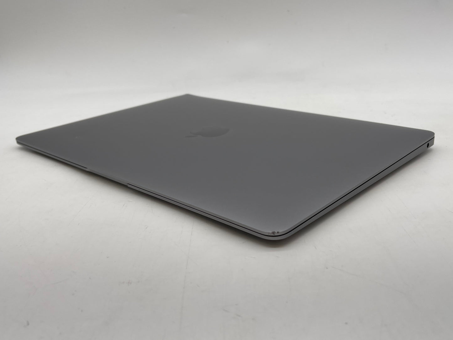 Apple 2018 MacBook Air 13 in 1.6GHz Dual-Core i5 16GB RAM 128GB SSD - Good