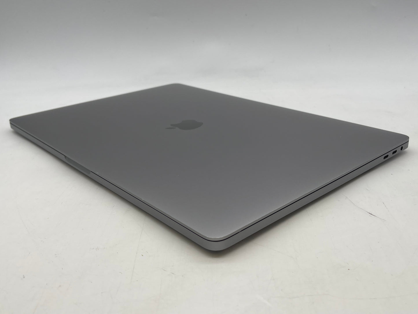 Apple 2019 16" MacBook Pro 2.4GHz 8-Core i9 32GB 1TB SSD RP5500M 8GB - Very Good