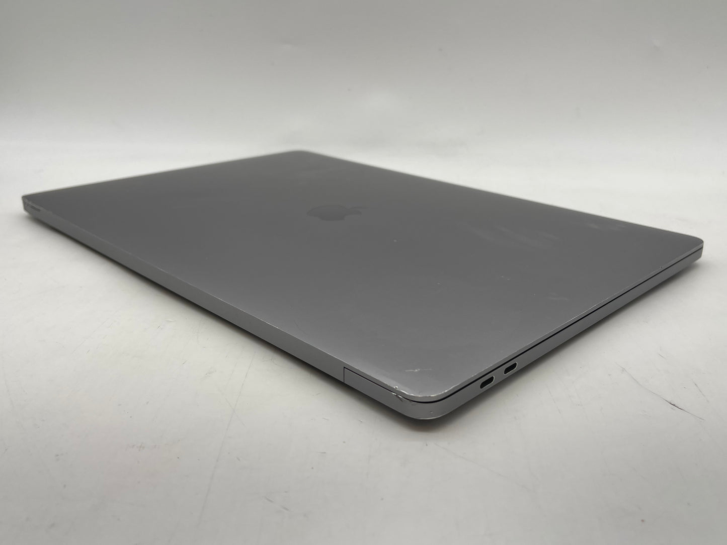 Apple 2019 16" MacBook Pro 2.4GHz 8-Core i9 64GB 1TB SSD RP5500M 8GB - READ