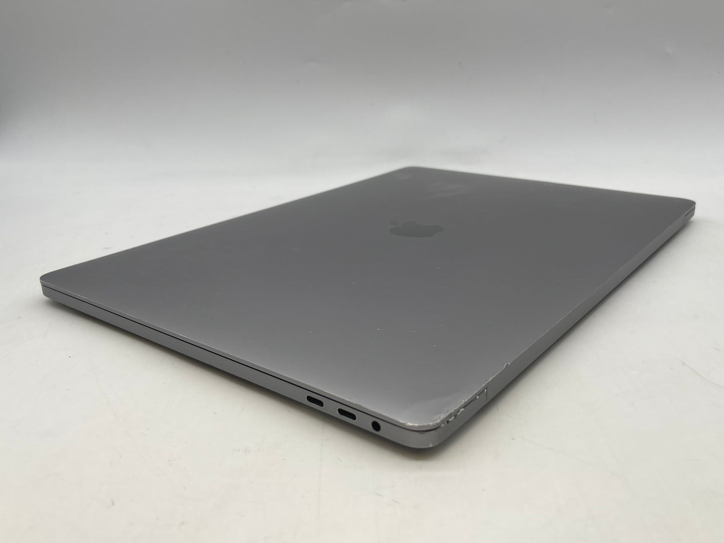Apple 2019 16" MacBook Pro 2.4GHz 8-Core i9 64GB 1TB SSD RP5500M 8GB - READ