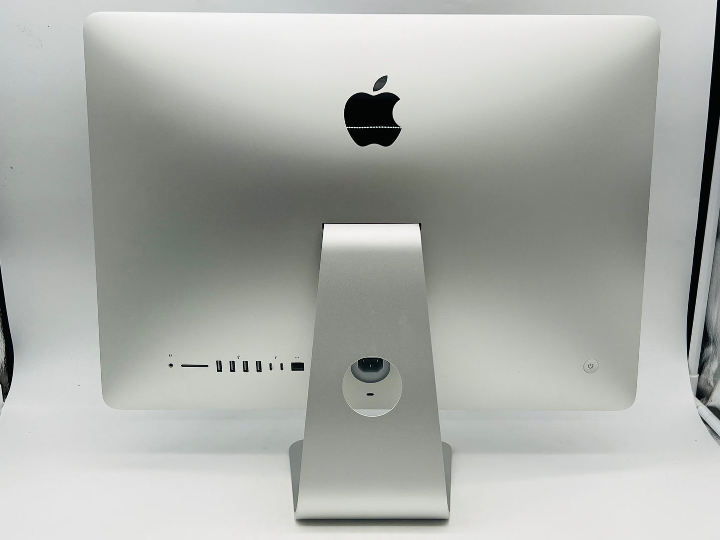 Apple 2017 iMac 2.3GHz Dual-Core i5 8GB RAM 512GB SSD IIPG640- Excellent