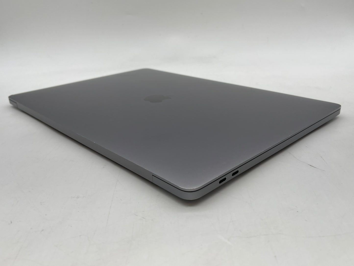 Apple 2019 16" MacBook Pro 2.6GHz 6-Core i7 16GB RAM 1TB SSD RP5300M - Good